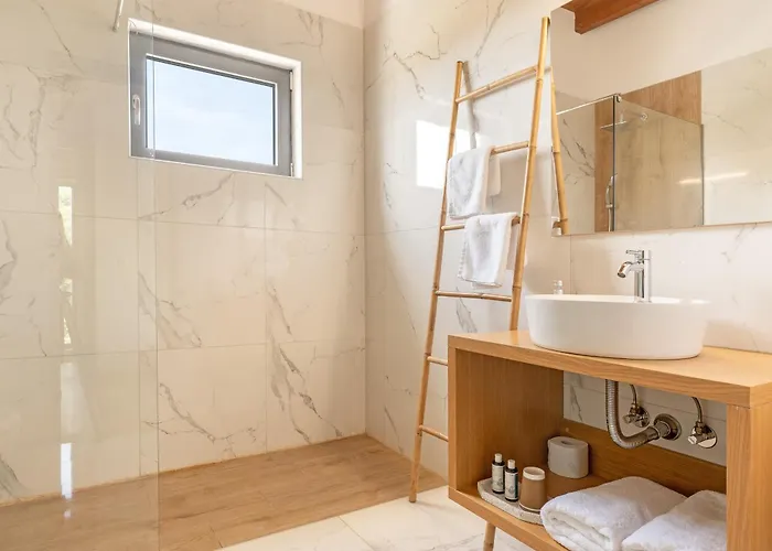 Villa Alberi - Izla Homes