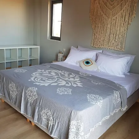 Alberi - Izla Homes فيلة