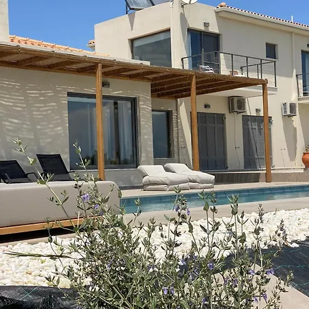 Alberi - Izla Homes Вилла *